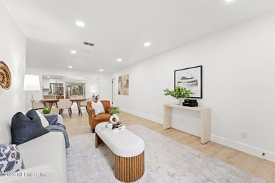 Fully renovated and move-in ready home on an OVERSIZED nearly - photo 5