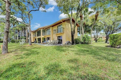 Welcome to this beautifully maintained 3-bedroom, 2-bath home - photo 31