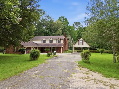 A rare opportunity to own a truly one-of-a-kind country retreat! - photo 1