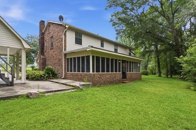 A rare opportunity to own a truly one-of-a-kind country retreat! - photo 6