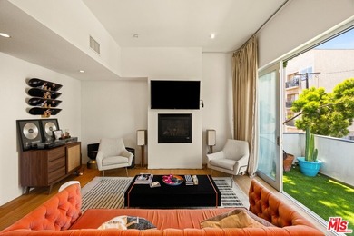 A rare opportunity to own a true piece of Venice history, 120 & - photo 8