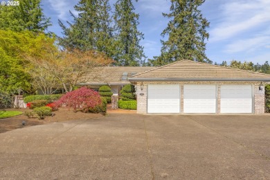 Lake Home For Sale in Wilsonville, Oregon