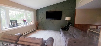 Step into this hidden Gem. Bi-Level in Hopatcong featuring 3 - photo 2