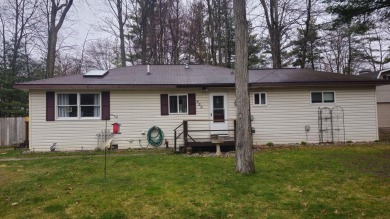 Sanford Lake - Midland County Home Sale Pending in Sanford Michigan