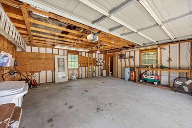 Welcome to a comfortable country retreat tucked into the highly - photo 17
