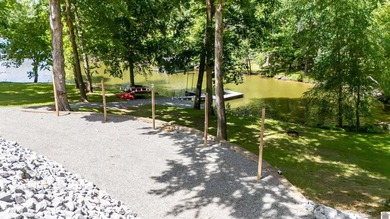 Built in 2019, this one level Lake Barkley waterfront home - photo 3