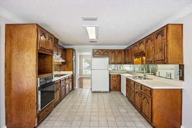 Welcome to a comfortable country retreat tucked into the highly - photo 35