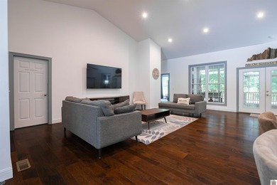 Built in 2019, this one level Lake Barkley waterfront home - photo 10
