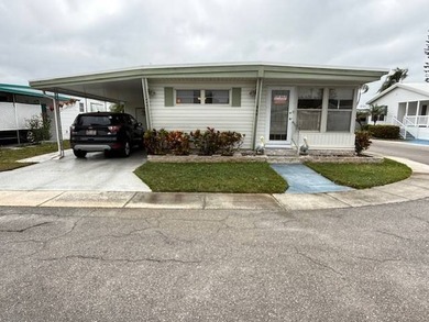 Lake Haven Home For Sale in Dunedin Florida