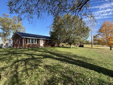 (private lake, pond, creek) Home For Sale in Williamstown Kentucky