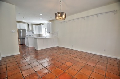 Enjoy breathtaking views, just steps from the Riverhill Country - photo 12