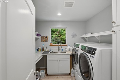 Exceptional custom home built in 2023, offering quality - photo 16