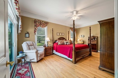 Welcome to this stunning Charleston-style traditional home - photo 17