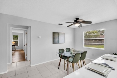 Fully updated 2-bedroom, 2-bath villa with attached garage - photo 18