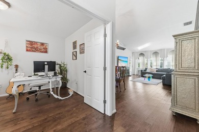 Mediterranean-style 3-bedroom, 2-bath, 1-car garage villa in St - photo 20