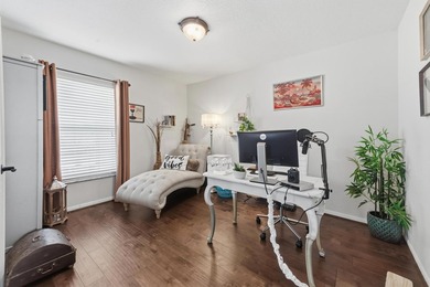 Mediterranean-style 3-bedroom, 2-bath, 1-car garage villa in St - photo 22