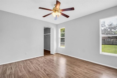 Fully updated 2-bedroom, 2-bath villa with attached garage - photo 24