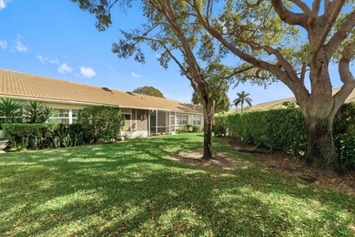 Mediterranean-style 3-bedroom, 2-bath, 1-car garage villa in St - photo 28