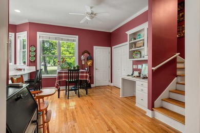 Welcome to this stunning Charleston-style traditional home - photo 29