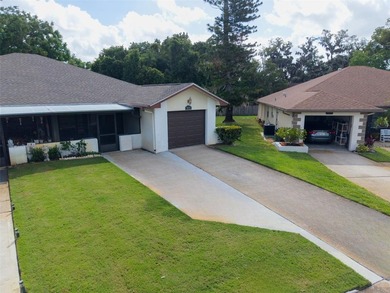Fully updated 2-bedroom, 2-bath villa with attached garage - photo 30