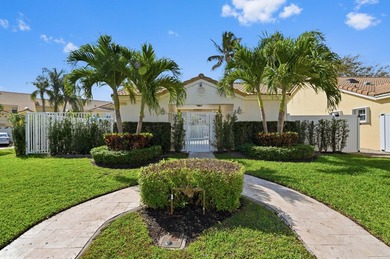 Mediterranean-style 3-bedroom, 2-bath, 1-car garage villa in St - photo 30
