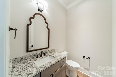 Beautiful new custom home in the Irish Creek Country Club - photo 31