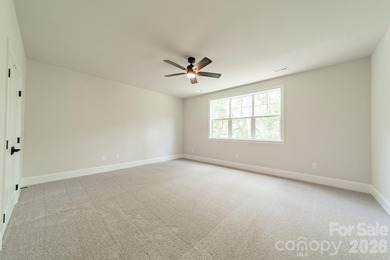 Beautiful new custom home in the Irish Creek Country Club - photo 34