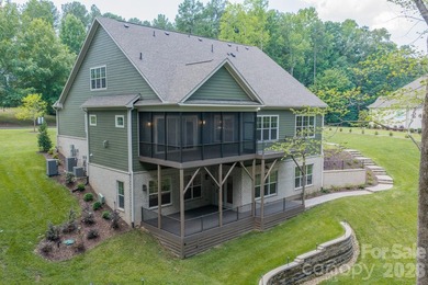 Beautiful new custom home in the Irish Creek Country Club - photo 46