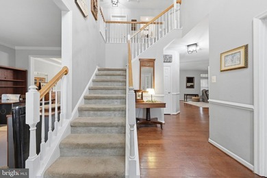 Stunning and spacious, this beautifully maintained home offers 4 - photo 3