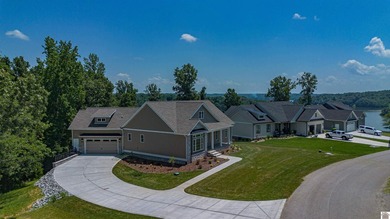 Experience luxury lake living at its finest in this exceptional - photo 3