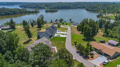 Experience luxury lake living at its finest in this exceptional - photo 4