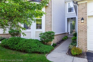 Rare opportunity to be a part of the coveted golf community in - photo 3