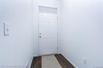Rare opportunity to be a part of the coveted golf community in - photo 5