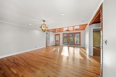 Now PRICED BELOW APPRAISED VALUE, this is a rare opportunity to - photo 6