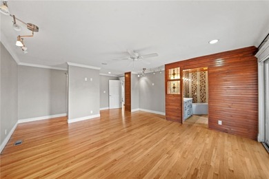 Now PRICED BELOW APPRAISED VALUE, this is a rare opportunity to - photo 9