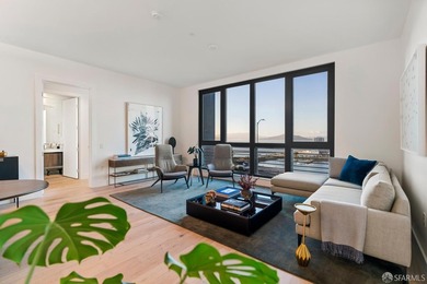 The Residences at Yerba Buena Island offer a rare opportunity to - photo 8