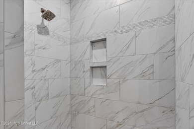 With new construction going up all around Savannah Estates, it - photo 25