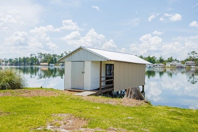 Tucked away on the shores of beautiful Long Pond, this adorable - photo 36