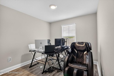 With new construction going up all around Savannah Estates, it - photo 37