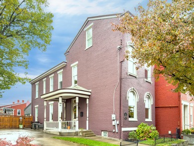 (private lake, pond, creek) Home Sale Pending in Newport Kentucky