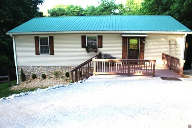Waterfront Retreat Escape to the peace and privacy of waterfront - photo 1