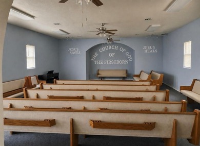 Endless possibilities await with this cute former church - photo 4