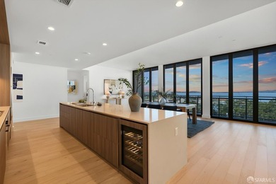 The Residences at Yerba Buena Island offer a rare opportunity to - photo 3