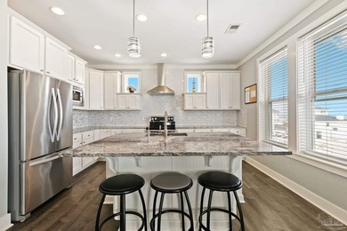 HIGH-YIELD TURNKEY ASSET: 6-Bedroom Gulf-View Revenue Generator! - photo 15