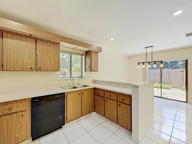 RARE 3BR/2.5BA WITH PREMIUM PRIVACY! CLEAN, WELL-MAINTAINED & - photo 15
