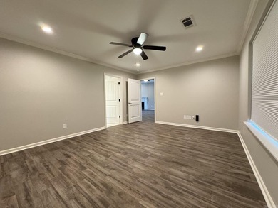 Discover this inviting, low-maintenance brick home in Hamilton - photo 16