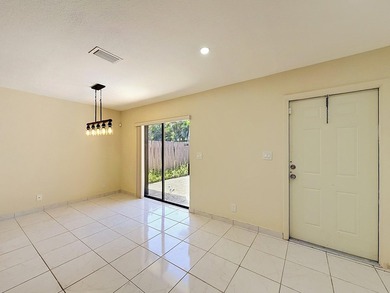 RARE 3BR/2.5BA WITH PREMIUM PRIVACY! CLEAN, WELL-MAINTAINED & - photo 19