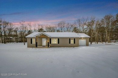 Towamensing Trails Lake Home For Sale in Albrightsville Pennsylvania