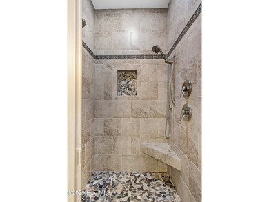 Like new home (built in 2016) waiting for you in beautiful Sea - photo 22
