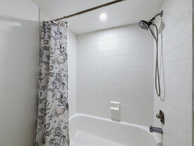 RARE 3BR/2.5BA WITH PREMIUM PRIVACY! CLEAN, WELL-MAINTAINED & - photo 40